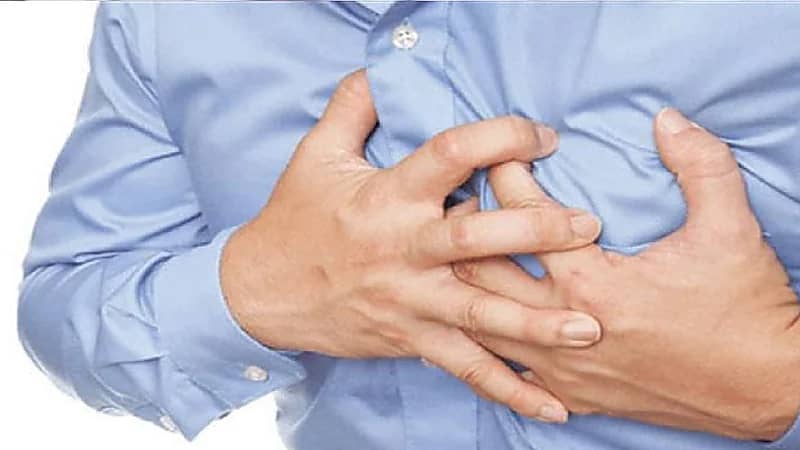 بالفيديو.. استشاري: الإجهاد في العمل قد يسبب الجلطات القلبية