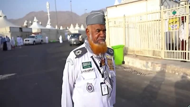 بالفيديو .. أقدم كشفي في الحج يروي ذكرياته في خدمة ضيوف الرحمن