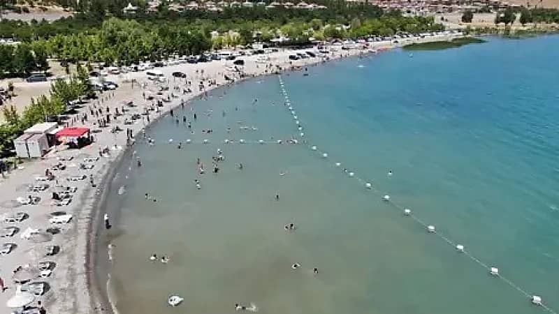 مصرع أربعيني أثناء السباحة إثر نوبة قلبية