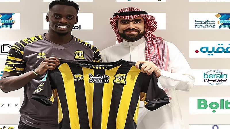 الاتحاد يجدد عقد زياد الصحفي