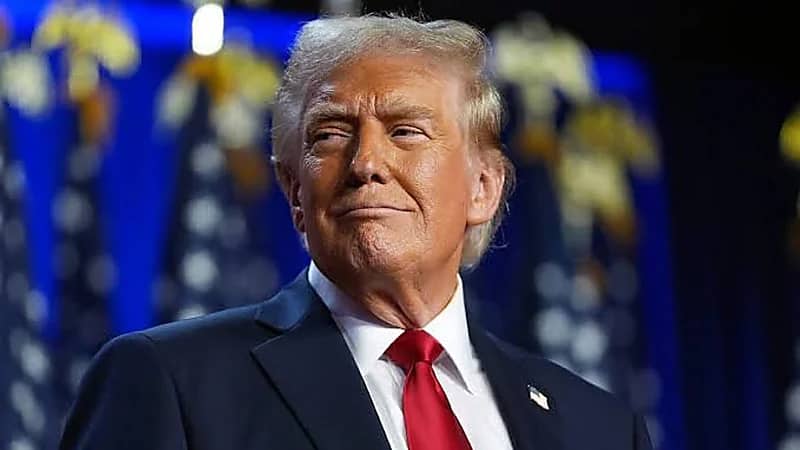 ترامب يظهر كسوبرمان في منشور رسمي للبيت الأبيض: بين الترويج والتهكم