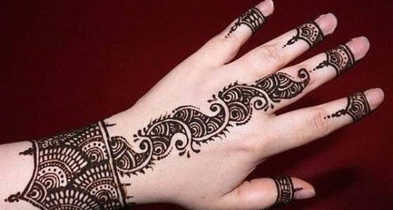 مصرع 58 سيدة وإصابة 103 أخريات بسبب مادة سامة بالحناء