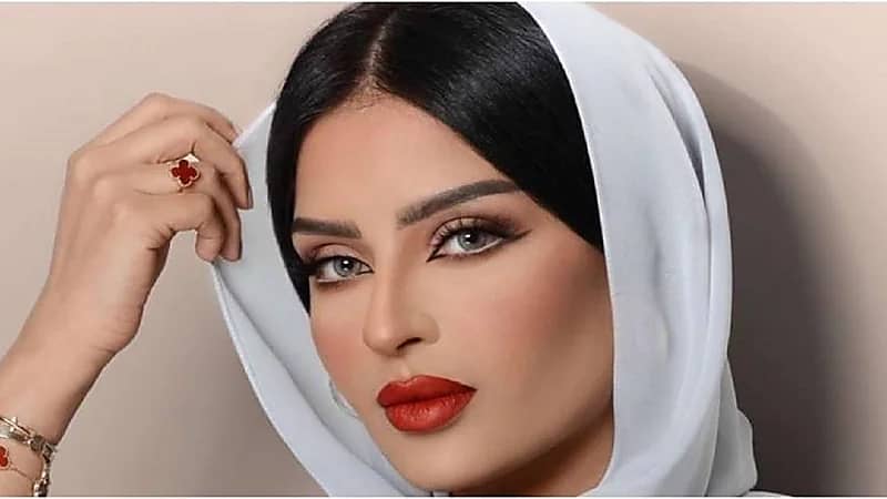 بالفيديو.. بدور ألبراهيم تثير الانتقادات بعد حديثها عن كاتولينا بسخرية