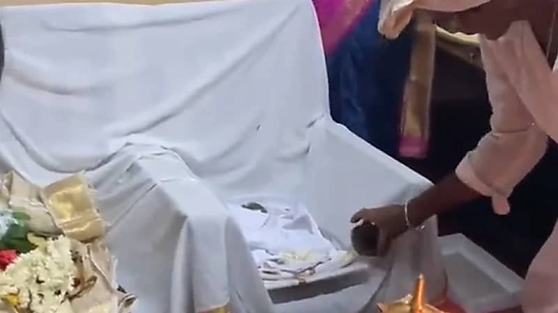 بالفيديو.. زواج رضيع متوفي من رضيعة متوفية في طقوس غريبة