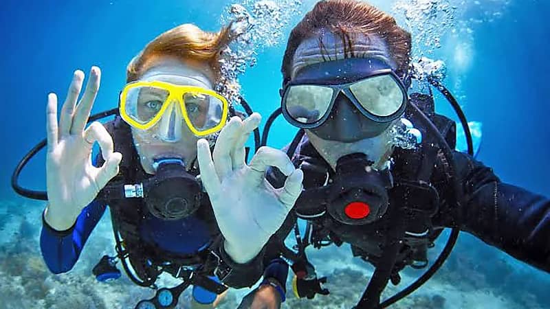 تواصل البحث عن سائحة فُقدت أثناء رحلة غوص