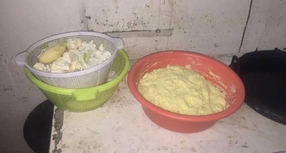 بالصور.. ضبط 180 كيلو أغذية فاسدة بشقة سكنية لتحضير الأطعمة