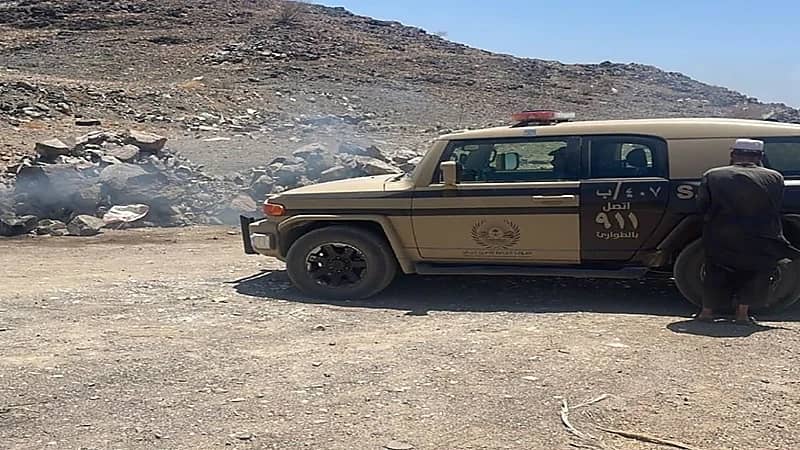 ضبط مخالفًا لحرق مخلفات صناعية في المدينة المنورة