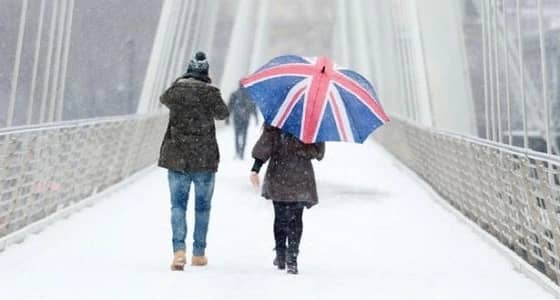 مصرع 9 أشخاص جراء عواصف ثلجية ببريطانيا