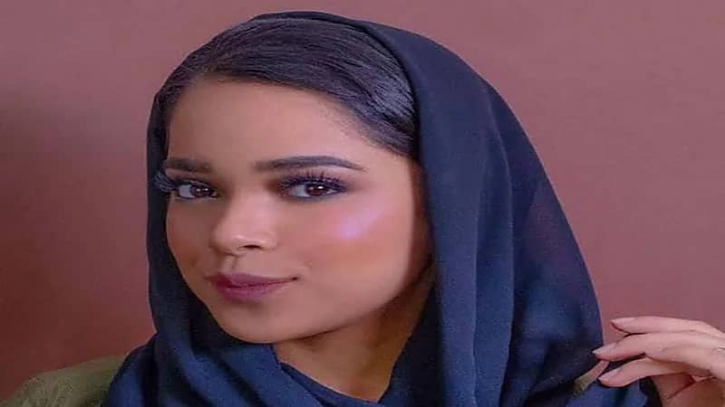 بالفيديو.. مشاعل الشحي تدخل في نوبة بكاء وضحك بعد اتهامها بـ«الإباحية»