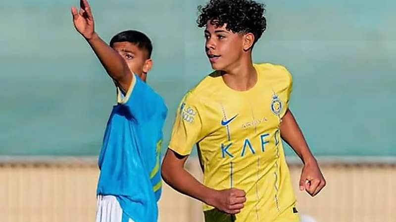 منافسين مرعبين للامين يامال ونجل رونالدو أولهم