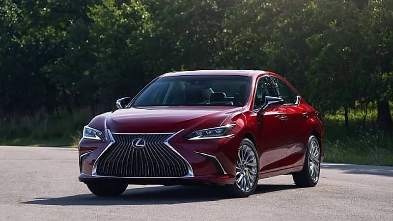 سعر ومواصفات لكزس ES 2021 بعد طرحها في المملكة