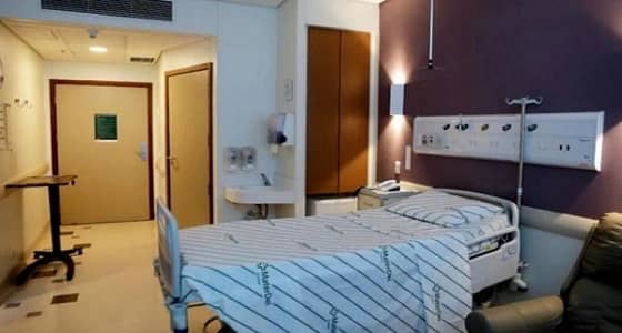 بالصور.. نيمار يصل إلى المستشفى لإجراء عملية جراحية