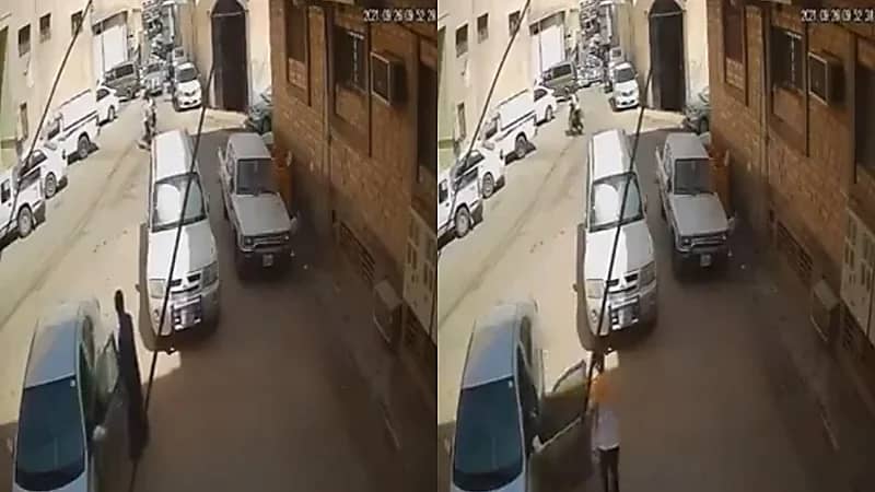 بالفيديو.. سطو بالسلاح الأبيض على أحد الأشخاص