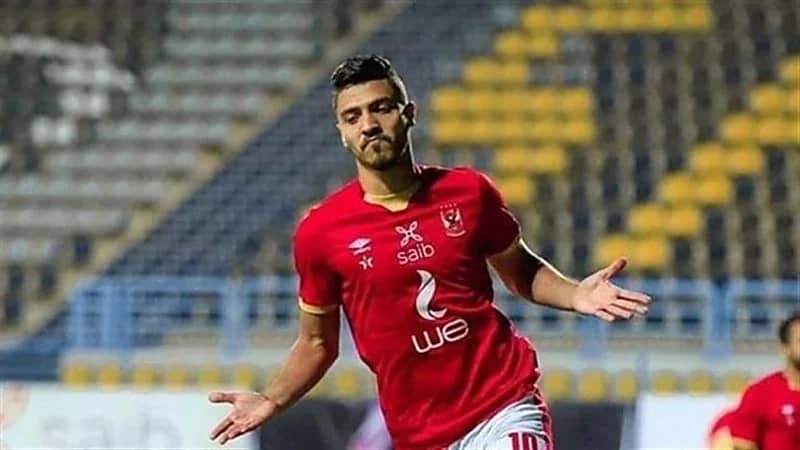 الخليج يتعاقد مع نجم الأهلي المصري محمد شريف