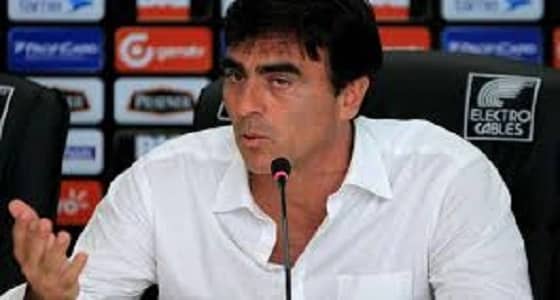 جوستافو: مبارة الأهلي مهمة وثقتي كبيرة باللاعبين