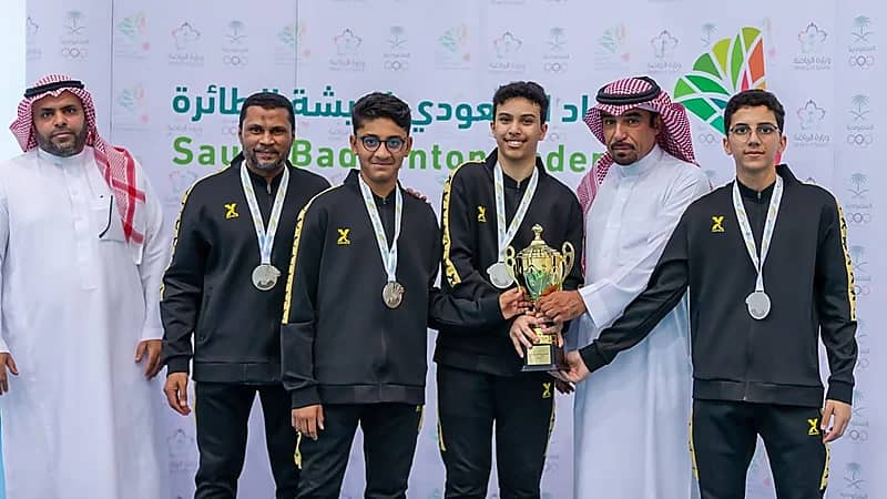 نادي عكاظ يحصد ذهبية دوري الأولى للريشة للناشئين