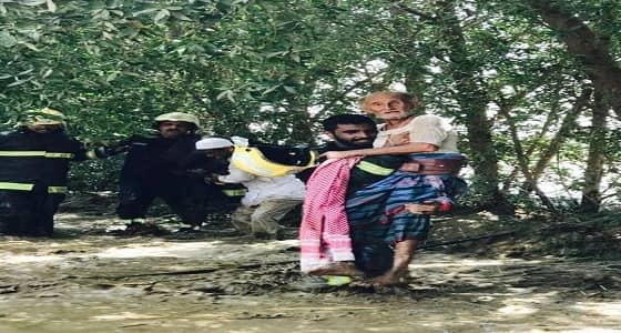 بالفيديو والصور.. مواقف بطولية شهدها عام 2017 أنقذت حياة الكثيرين