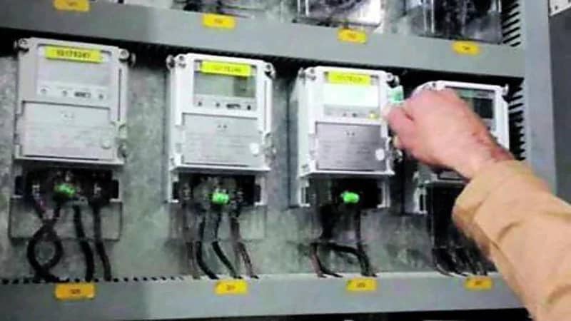 المواصفات: فحصنا 30 ألف مضخة بنزين بالمملكة.. والملصق الأخضر يؤكد سلامتها