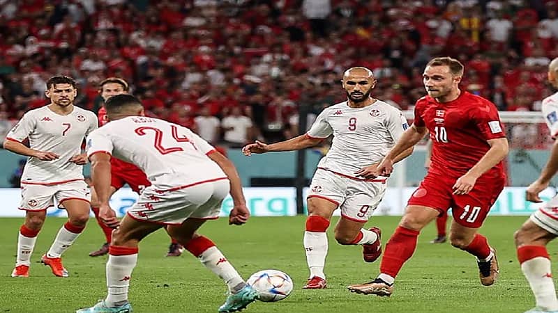 تونس تتعادل مع الدنمارك في أولى مباريتهما بالمونديال