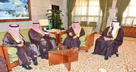 إيصال خدمات الإنترنت لـ 900 قرية وتجمع سكني