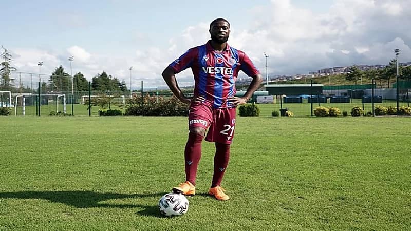 عرض هلالي جديد لضم دجانيني تفاريس