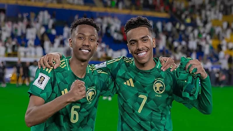 الأخضر يستعيد الدوسري والجوير قبل مواجهة اليابان