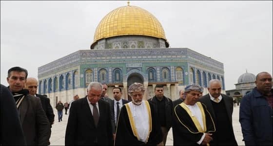 بالفيديو.. زيارة نادرة لوزير عربي في الأقصى
