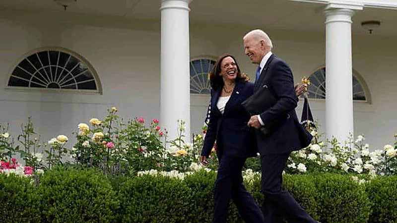 هاريس: لم أناقش مع بايدن ترشحه لولاية ثانية.. نحن في جائحة