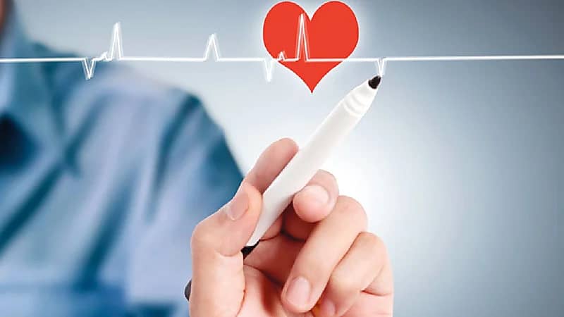 استشاري يحذر مرضى القلب من المطاعم المرعبة