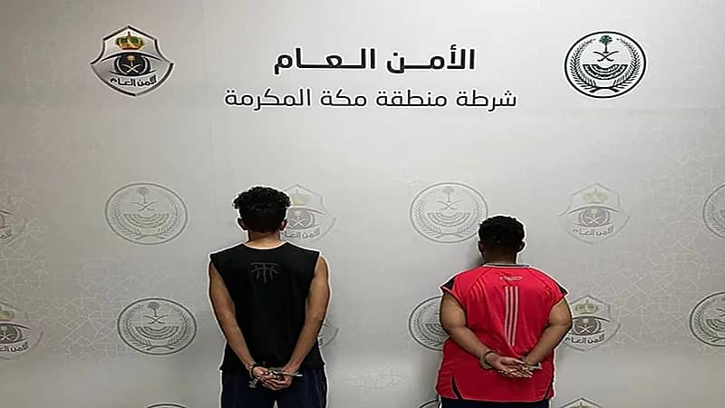 القبض على مواطنين لسلبهما محل تجاري ومنزل بجدة