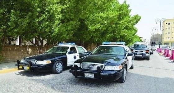 شرطة جدة تلقي القبض علي مواطن انتحل صفة رجل أمن