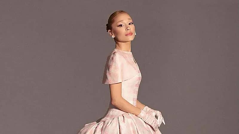 أريانا غراندي تهاجم ترامب والبيت الأبيض يرد باقتباسات من أغانيها