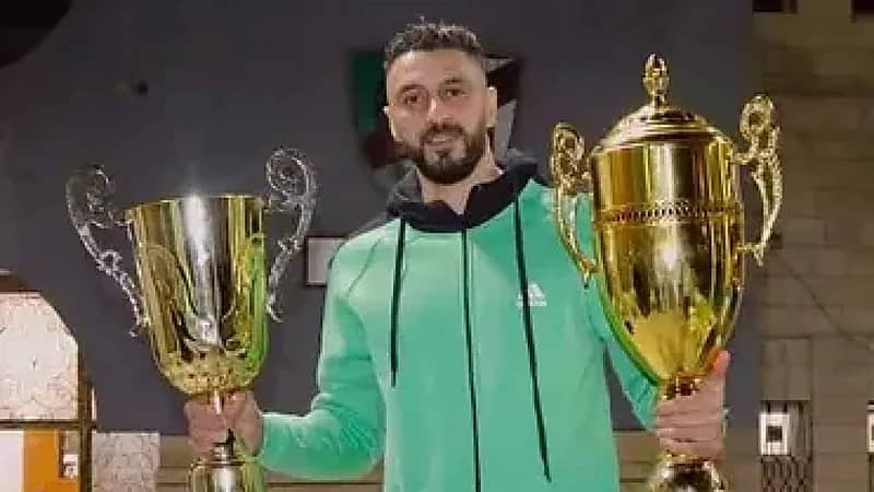 بالفيديو.. وفاة لاعب إثر توقف قلبه مرتين خلال مباراة