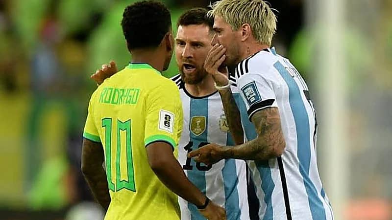 البرازيلي رودريغو يوضح سبب رفضه الحديث عن أزمته مع ميسي .. فيديو