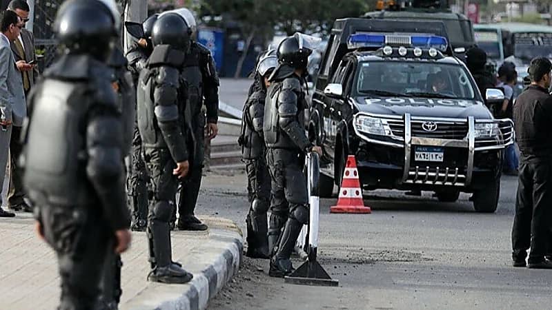 شاب يتحدى أسرته بقدرته على الطيران ليلقى مصرعه في الحال