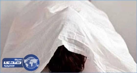 وفاة ثلاثينية تزن ربع طن بعد تعرضها للدغة سامة منذ شهرين