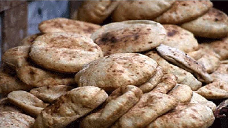 استخدام مادة مسرطنة في المخابز بمصر يثير جدلا واسعا