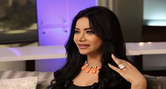 بالفيديو.. لجين عمران تثير ضجة بعفويتها في الرياض