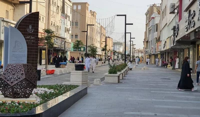 رجل يطلق النار على زوجته وينتحر 