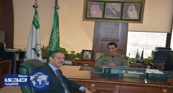 إخماد حريق ضخم بمركز تسوق في الكويت