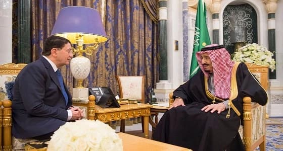خادم الحرمين يستقبل أمين عام منظمة السياحة العالمية بالأمم المتحدة