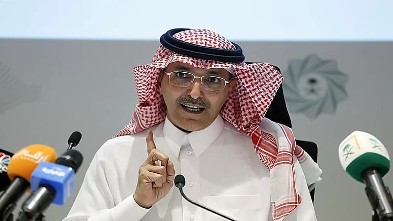 شاهد.. رد وزير المالية حول تخفيض ضريبة القيمة المضافة