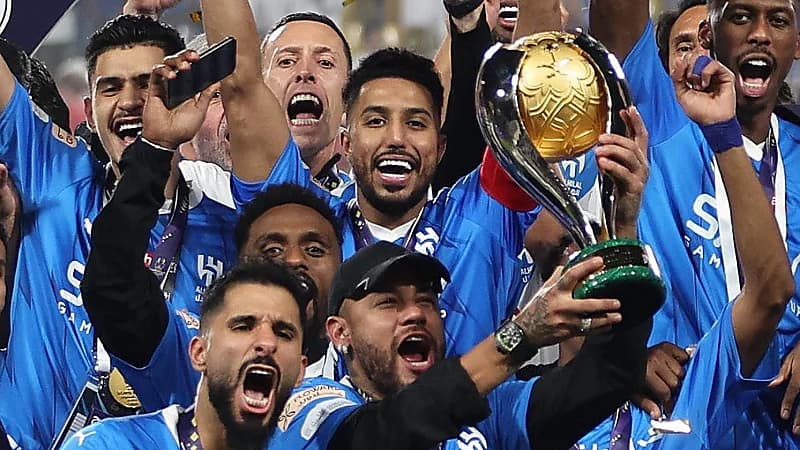 حديث الصحافة العالمية بعد تتويج الهلال بكأس السوبر على حساب الاتحاد .. صور