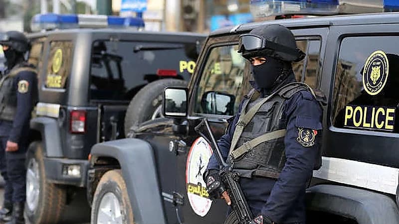 مصرع محامٍ طعنًا بالرأس بسبب منع جاره من ضرب والدته