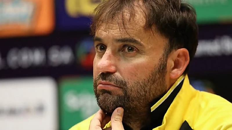 سييرا يستعد لقيادة الوحدة