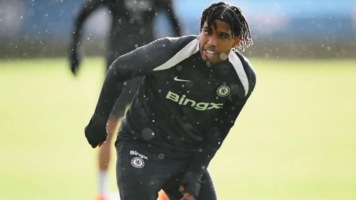 رومانو: تشيلسي تمسك بنجمه الشاب ورفض عرض القادسية المغري