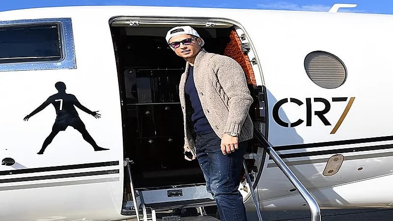 كريستيانو رونالدو يبيع طائرته الخاصة