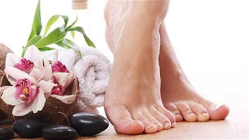 طرق بسيطة تساعد في التخلص من رائحة القدم الكريهة