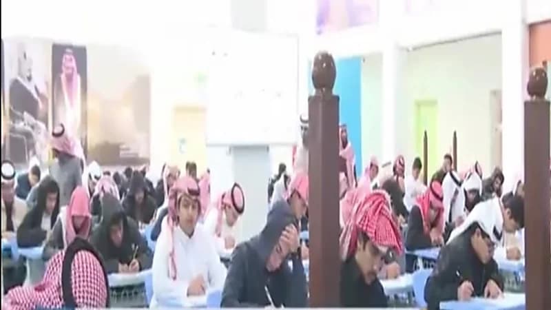 الغامدي: انطلقت الاختبارات وفقاً لخطط أُعدت من قبل اللجان ومديري المدارس (فيديو)
