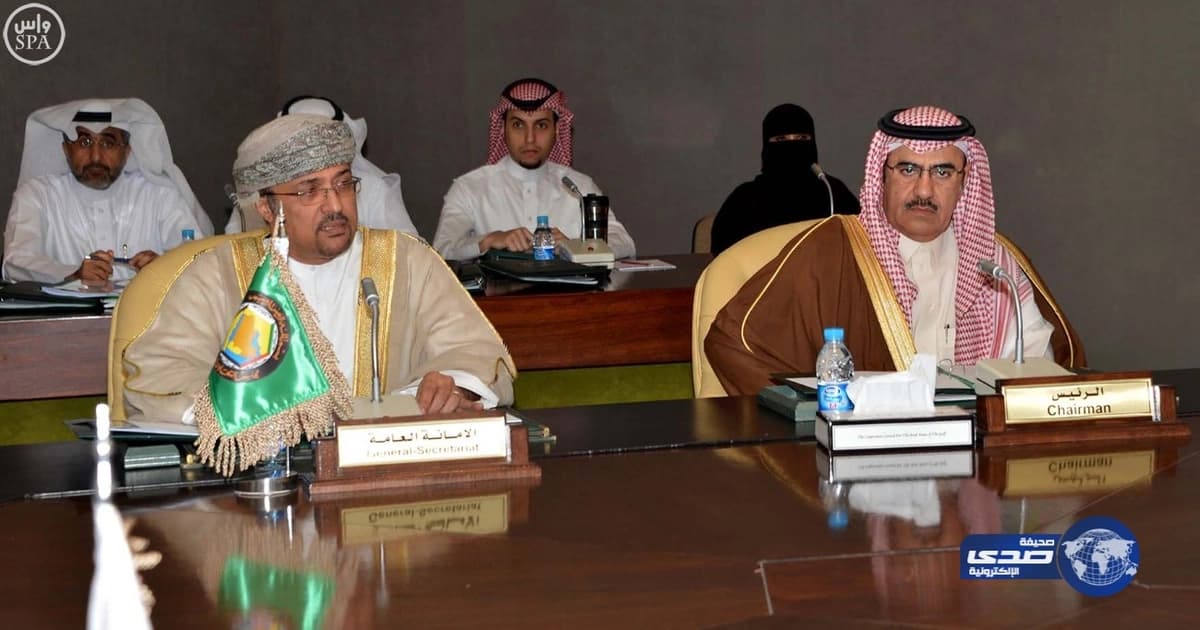 بالفيديو.. معالج شعبي يروي كيف حبس جن بخاتم:"كان يصرخ مثل الطرزان"